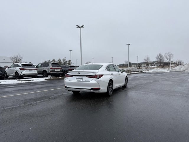 2024 Lexus ES 300h 300h