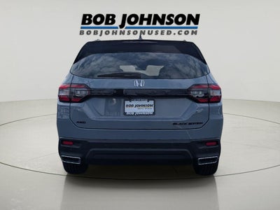 2025 Honda Pilot SUBN