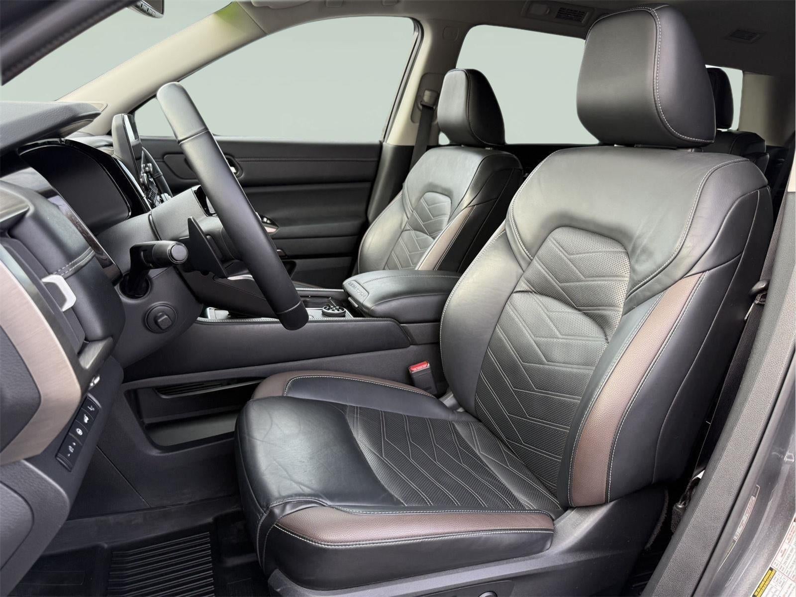 2022 Nissan Pathfinder Platinum