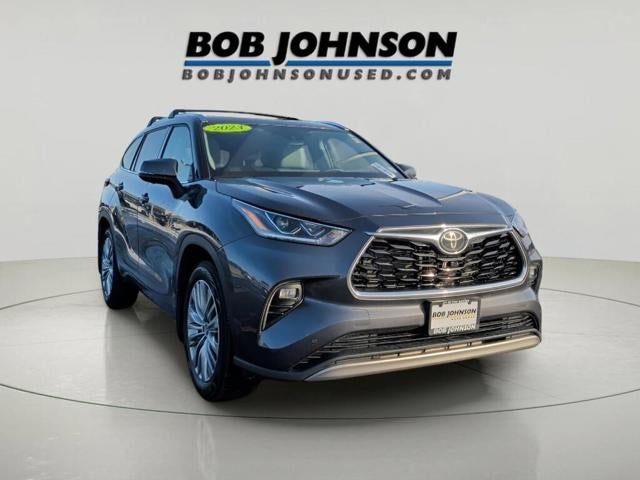 2023 Toyota Highlander Platinum