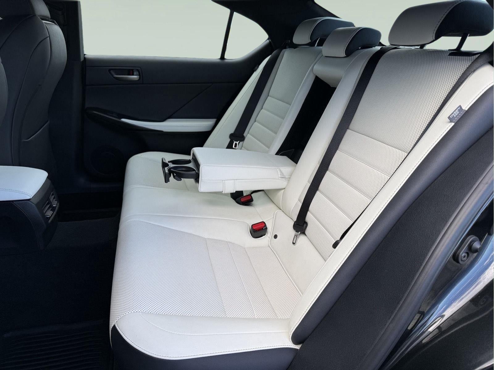2025 Lexus IS F SPORT AWD