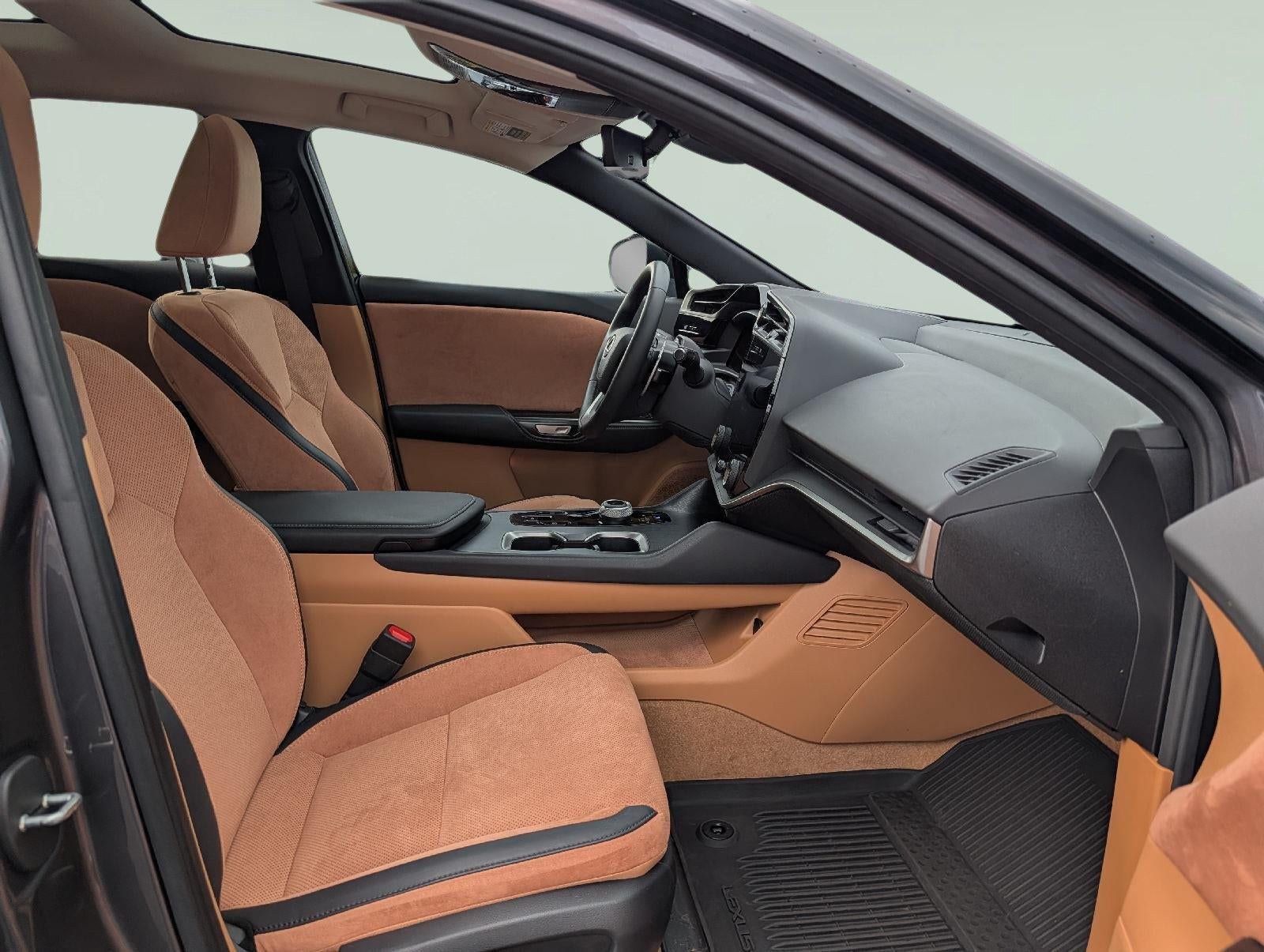 2023 Lexus RZ AWD LUXURY