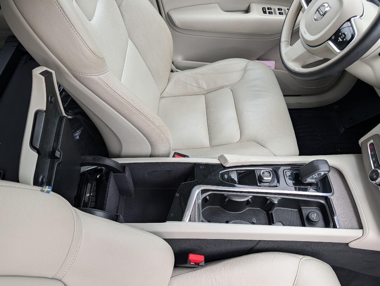 2023 Volvo XC90 SUBN