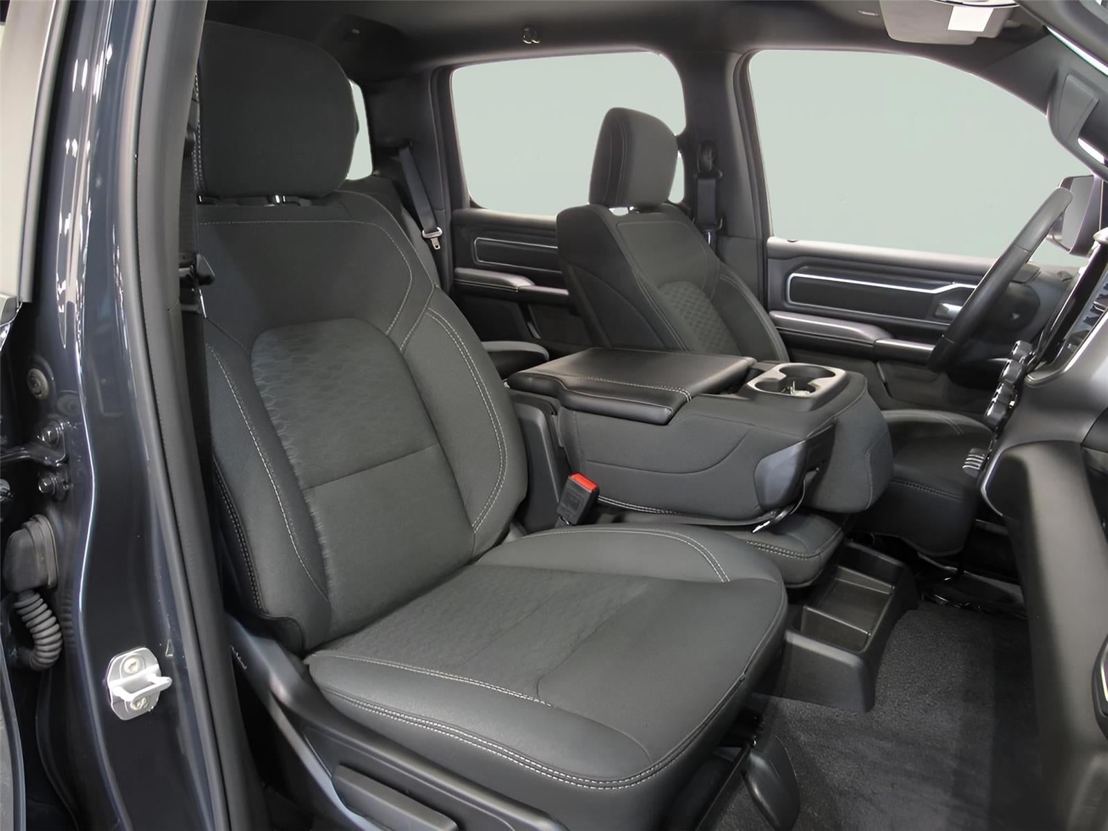 2025 RAM 1500 Big Horn Crew Cab 4x4 5'7" Box