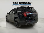 2022 GMC Acadia AT4