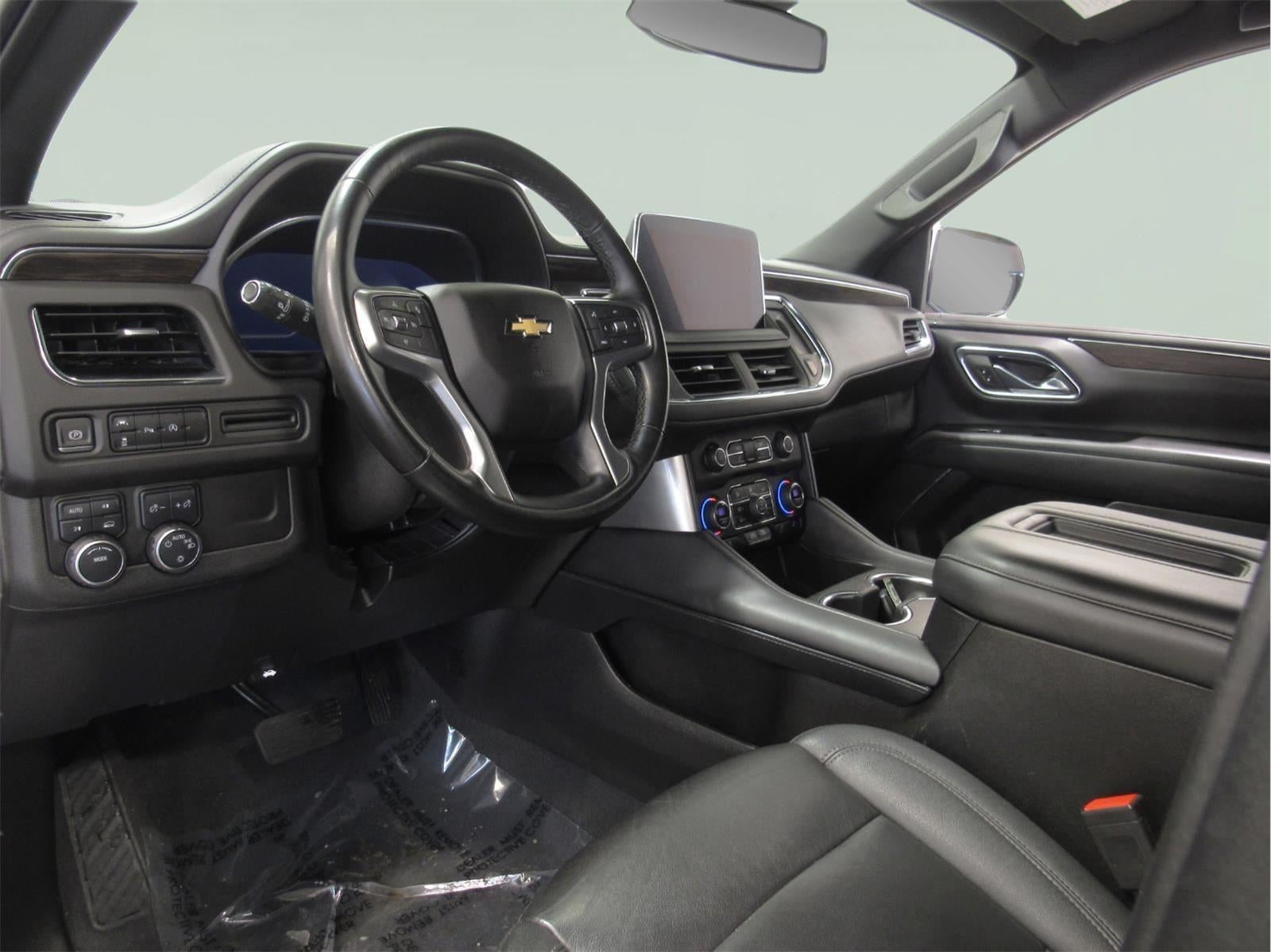 2023 Chevrolet Suburban LT