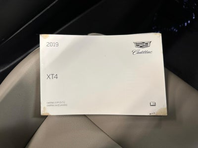 2019 Cadillac XT4 AWD Luxury