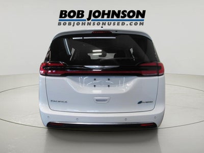 2023 Chrysler Pacifica Hybrid Touring L