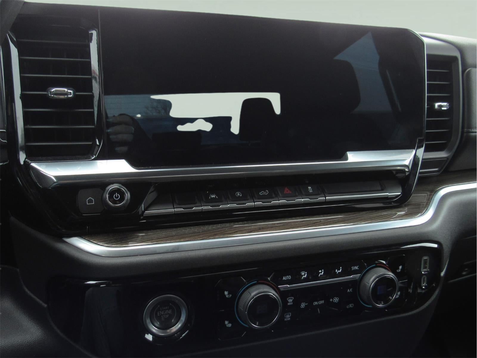 2022 Chevrolet Silverado 1500 LT (2FL)