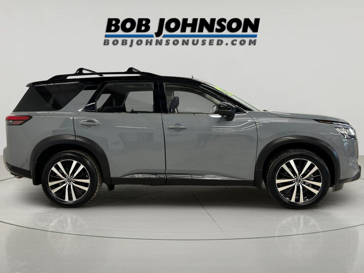 2023 Nissan Pathfinder Platinum 4WD