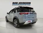 2023 Nissan Pathfinder Platinum 4WD