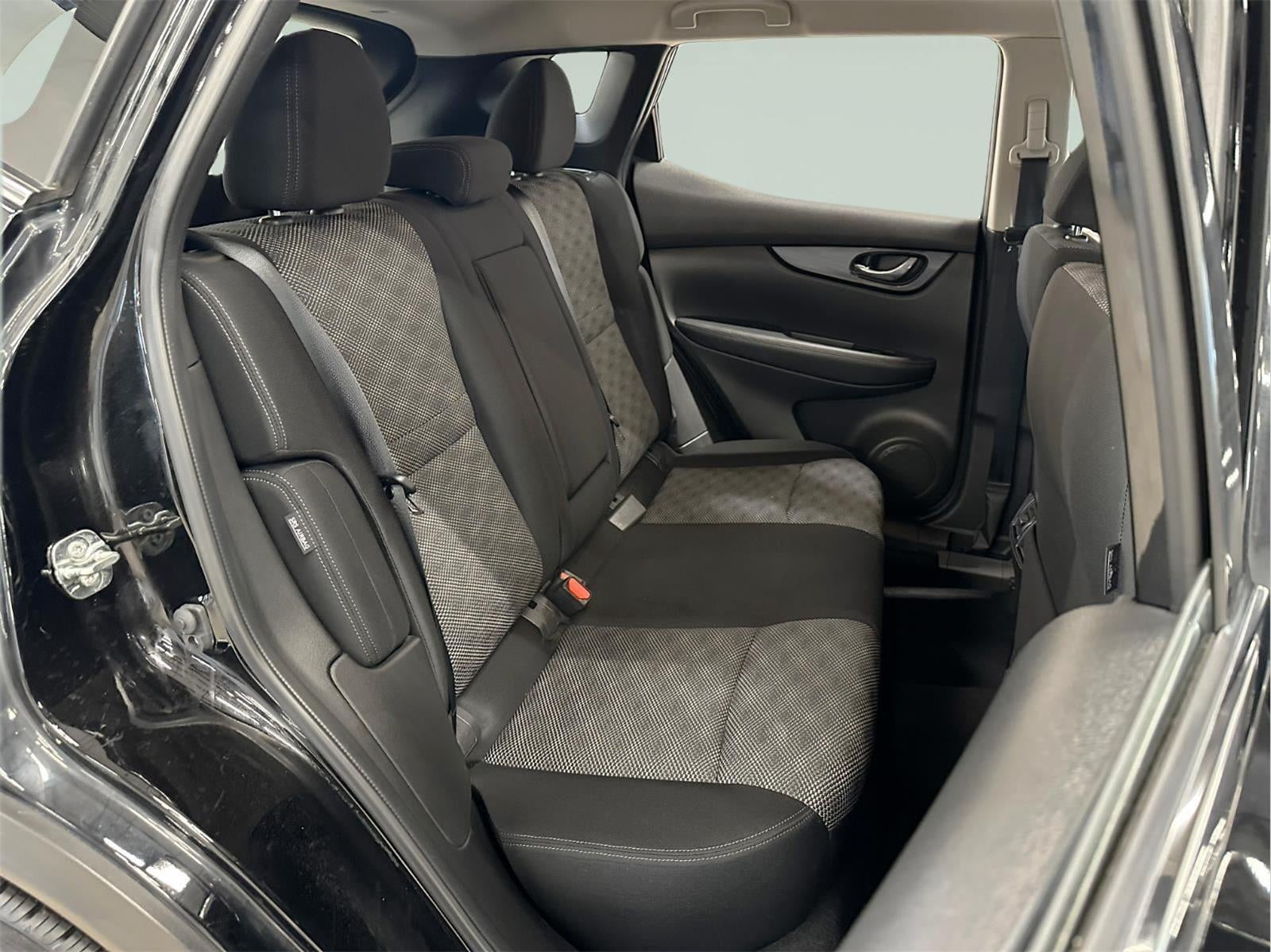 2020 Nissan Rogue Sport SV