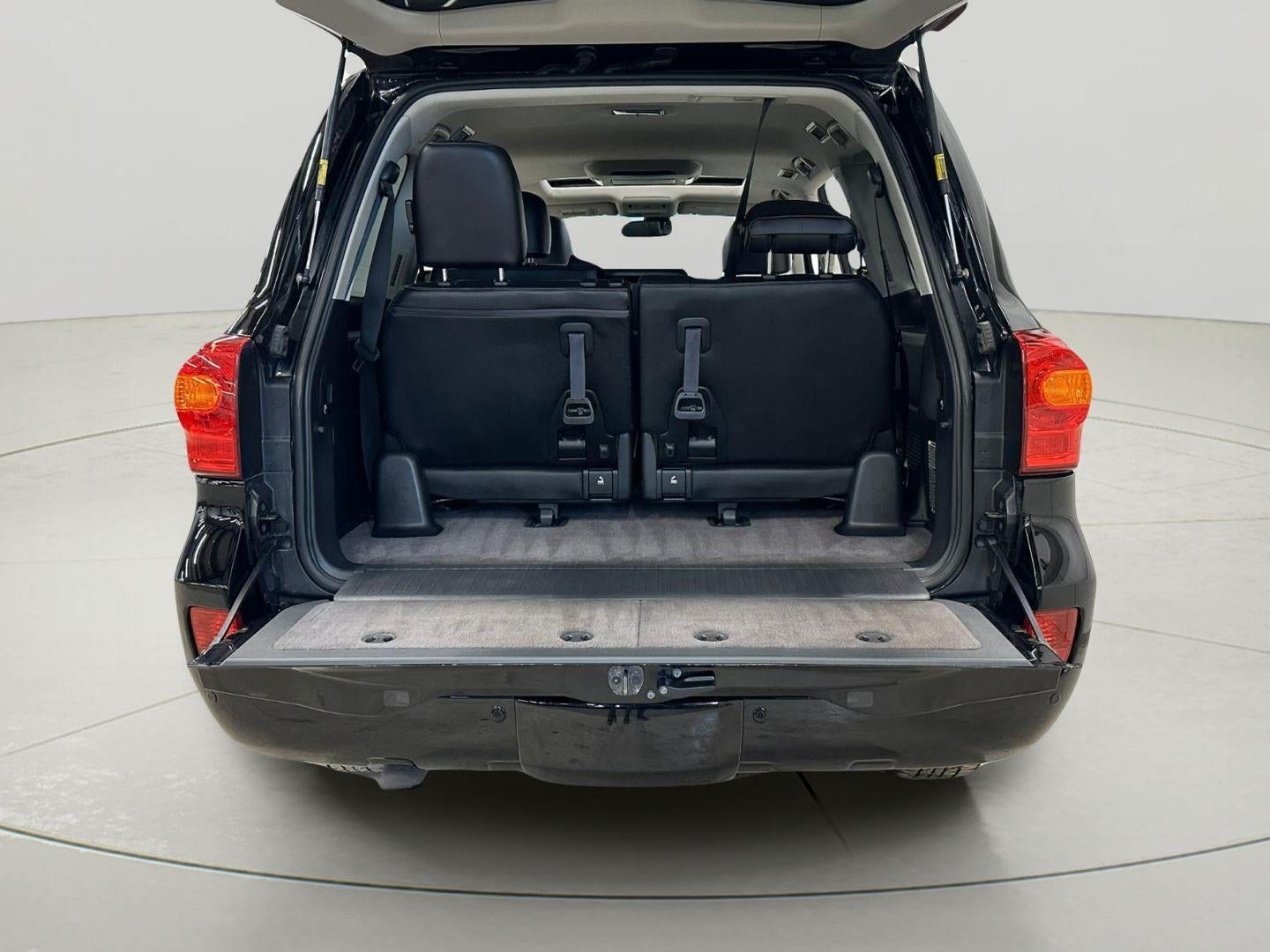 2013 Toyota Land Cruiser 4dr 4WD (Natl)