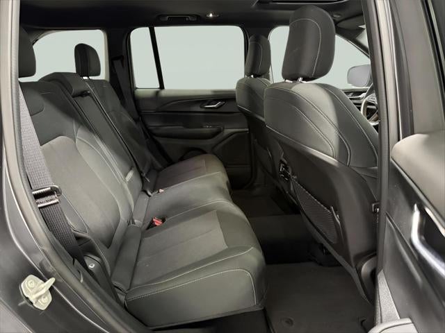 2024 Jeep Grand Cherokee Laredo X 4x4