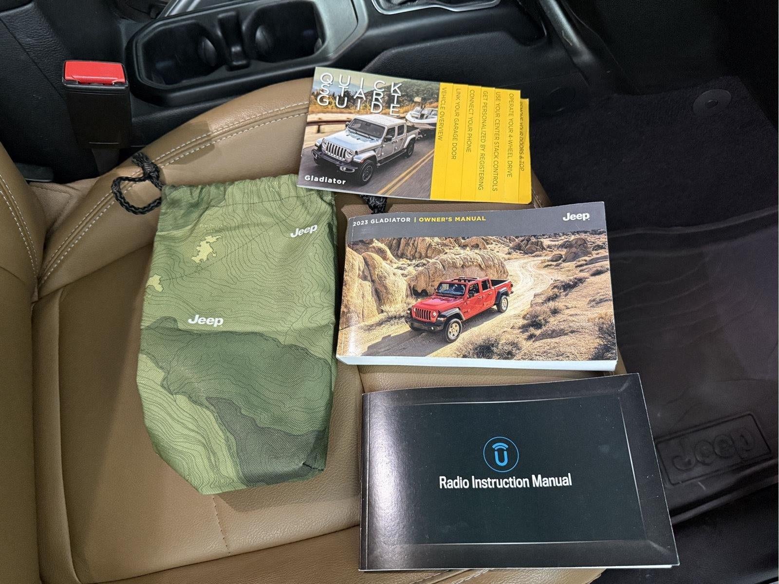 2023 Jeep Gladiator Overland 4x4