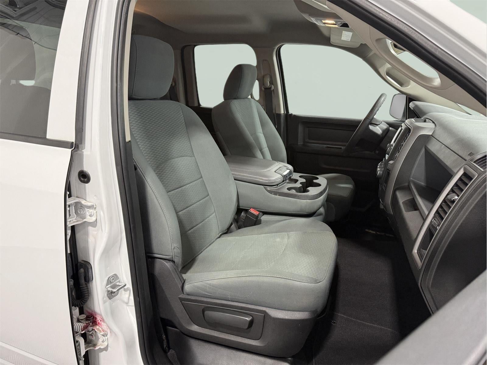 2019 RAM 1500 Classic Express Quad Cab 4x4 6'4' Box