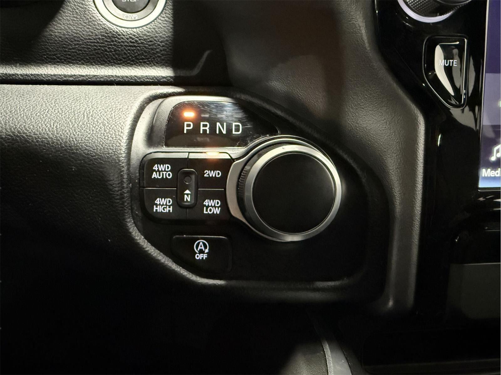 2023 RAM 1500 Big Horn Crew Cab 4x4 5'7' Box