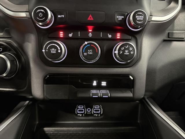 2023 RAM 1500 Big Horn Crew Cab 4x4 5'7' Box