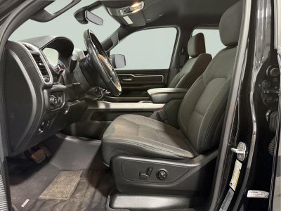 2020 RAM 1500 Big Horn Crew Cab 4x4 5'7' Box
