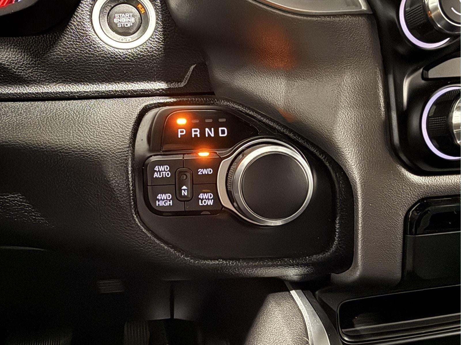 2020 RAM 1500 Big Horn Crew Cab 4x4 5'7' Box