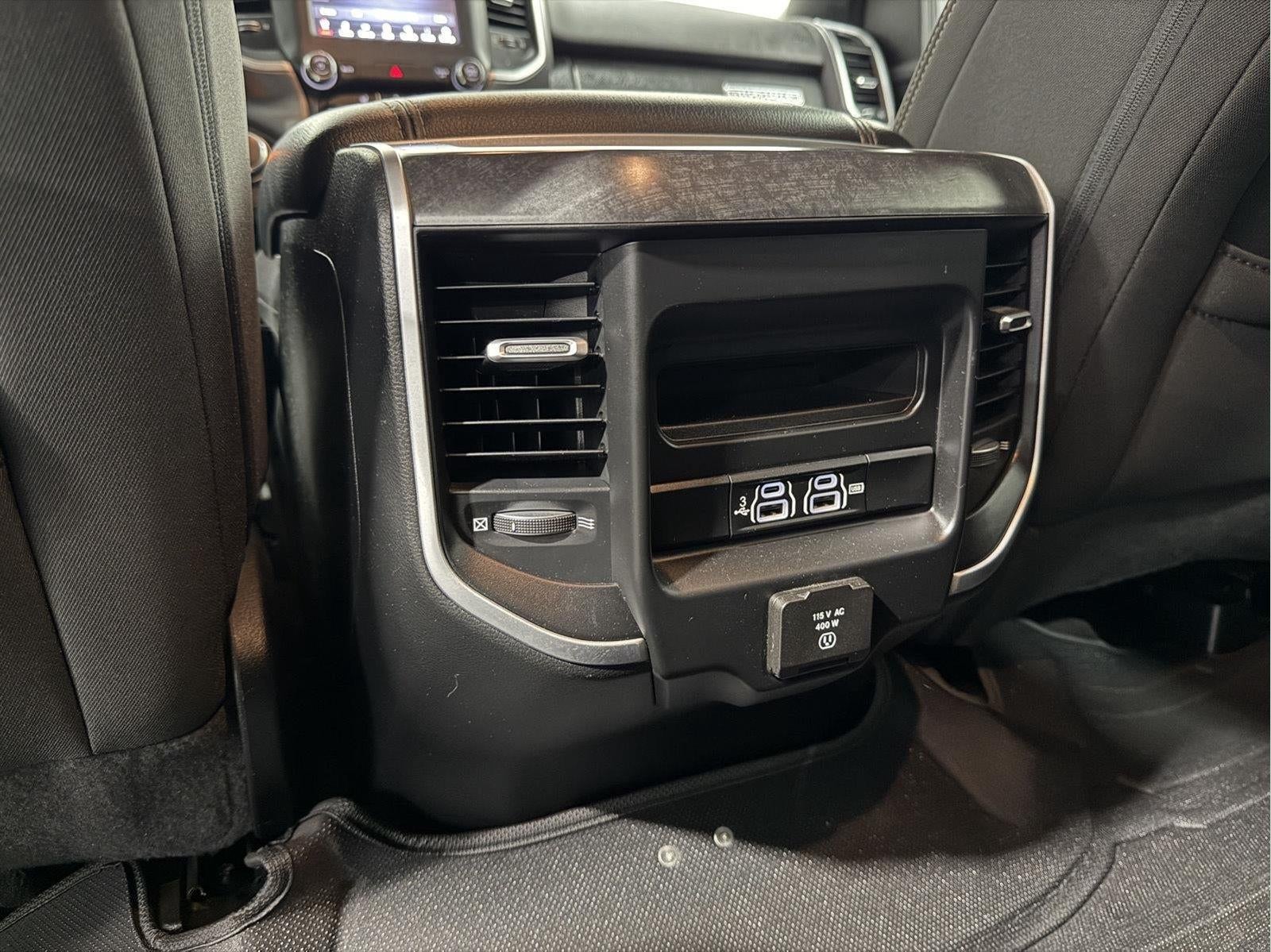 2020 RAM 1500 Big Horn Crew Cab 4x4 5'7' Box