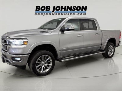 2019 RAM 1500 Laramie Crew Cab 4x4 5'7' Box