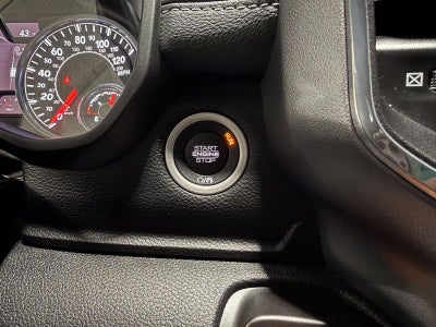 2022 RAM 1500 Laramie Crew Cab 4x4 6'4' Box