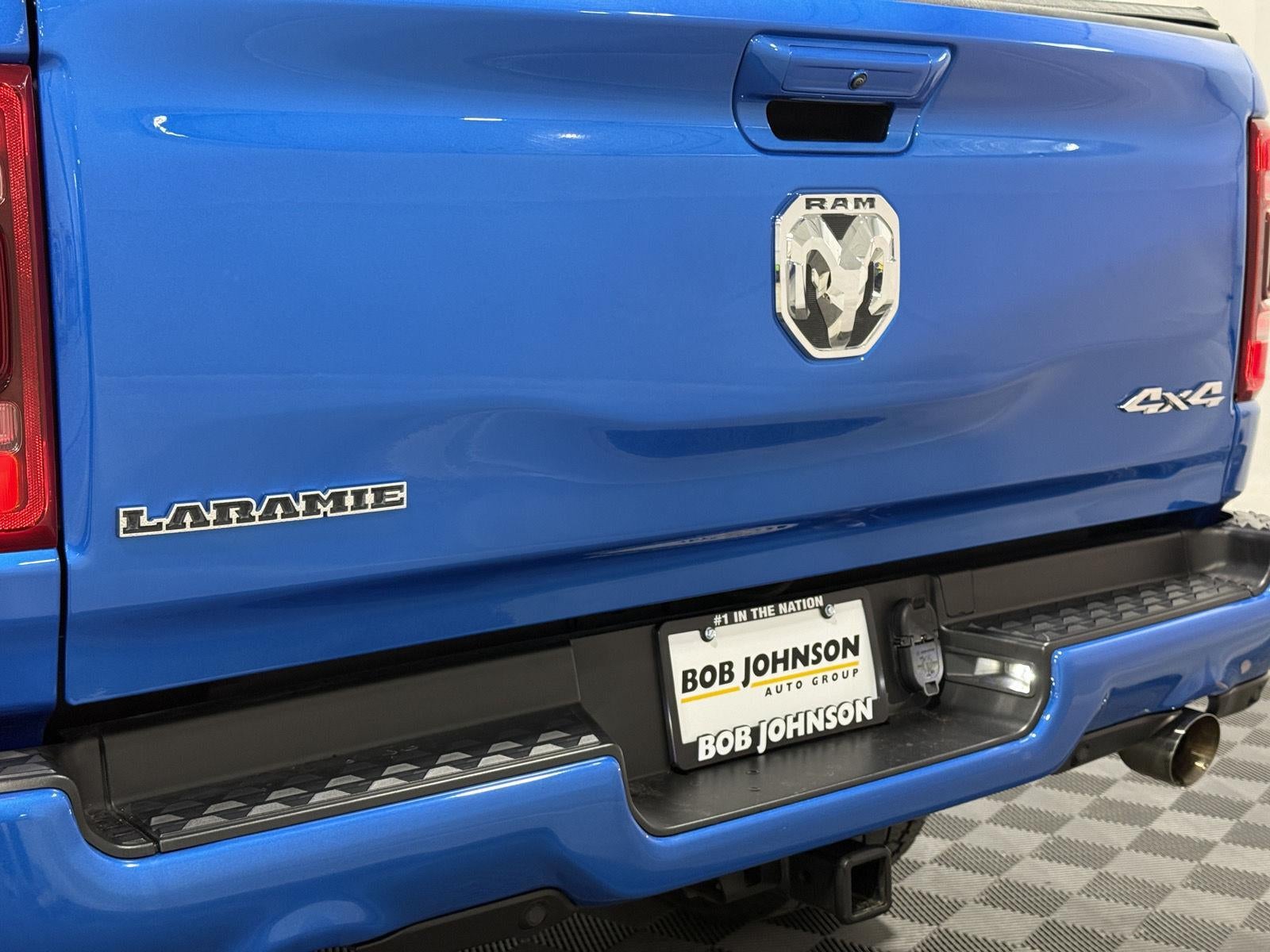 2022 RAM 1500 Laramie Crew Cab 4x4 6'4' Box