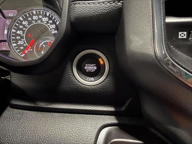 2022 RAM 1500 Laramie Crew Cab 4x4 6'4' Box