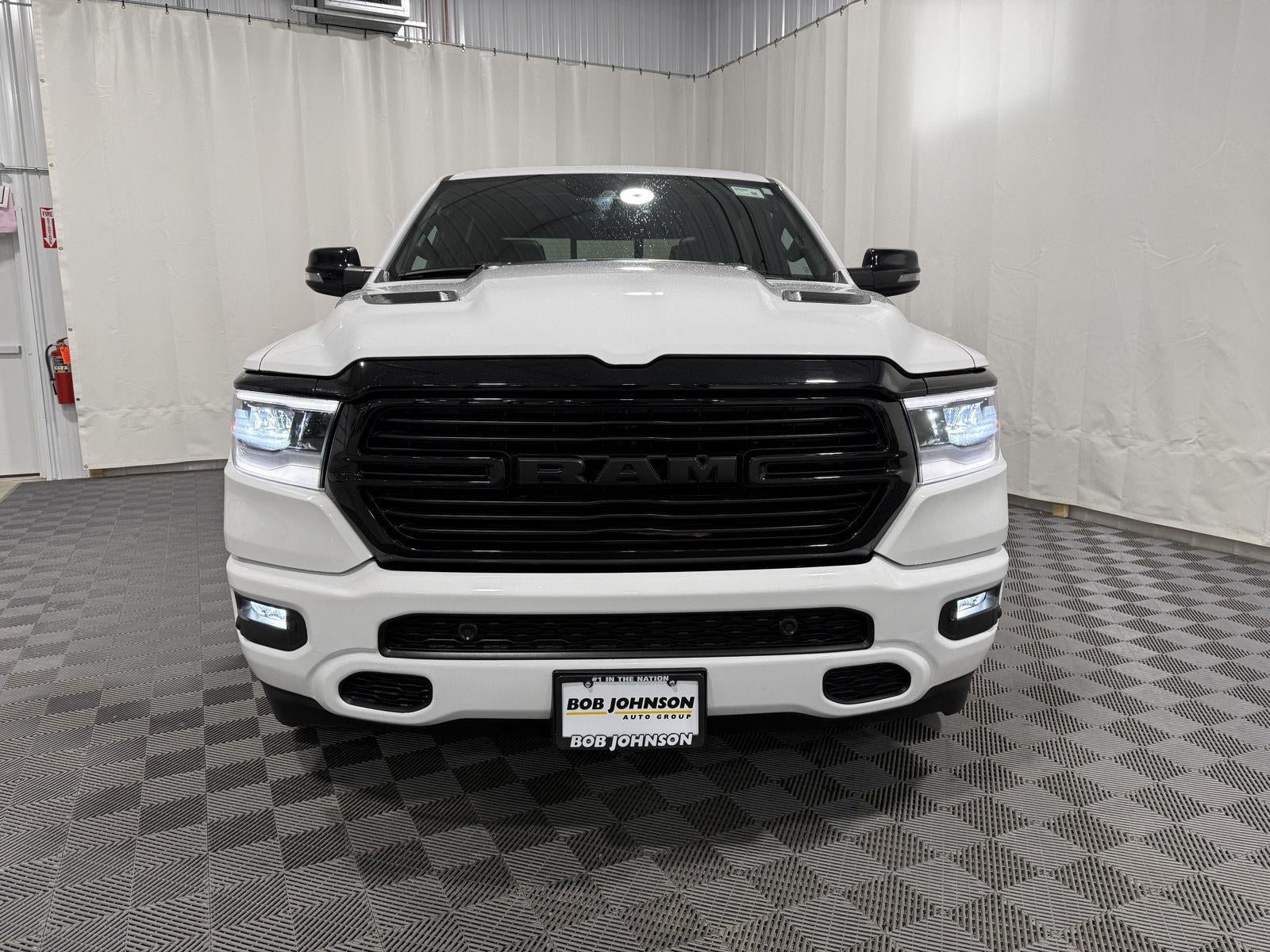 2023 RAM 1500 Laramie Crew Cab 4x4 6'4' Box