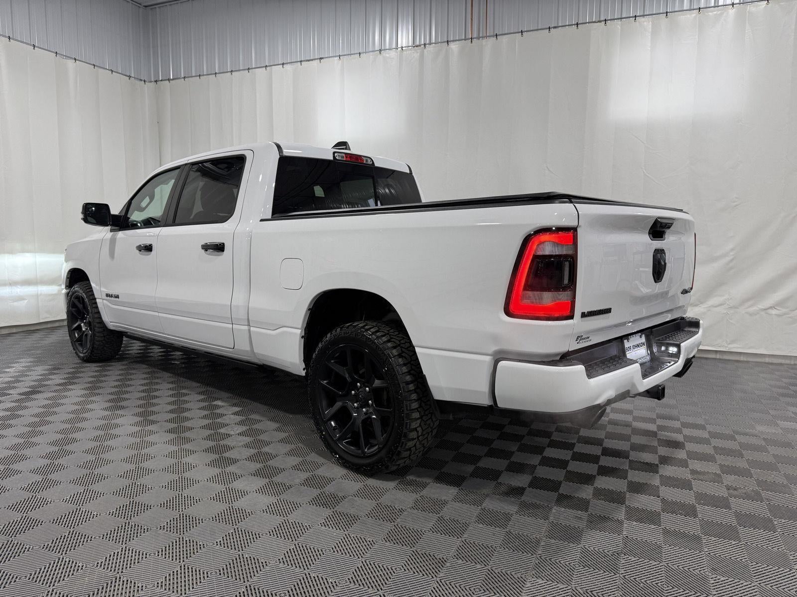 2023 RAM 1500 Laramie Crew Cab 4x4 6'4' Box