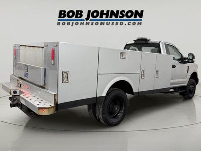 2018 Ford F-350 Chassis XL
