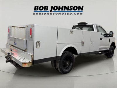 2018 Ford F-350 Chassis XL