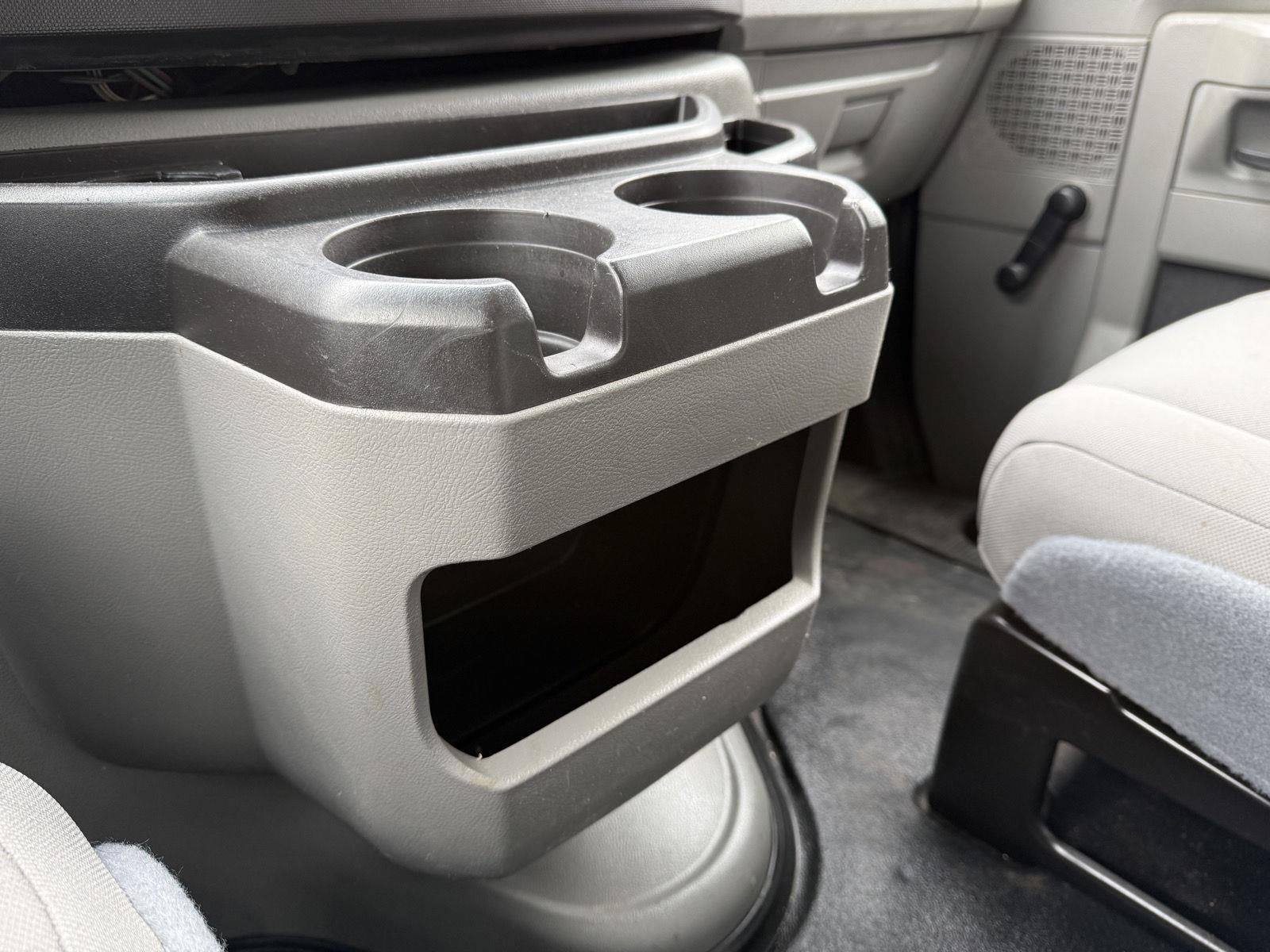 2019 Ford E-450 Cutaway E-450 DRW 158 WB