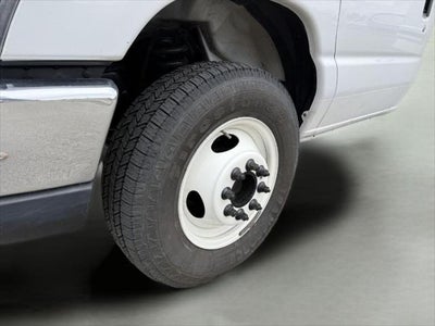 2019 Ford E-450 Cutaway E-450 DRW 158 WB