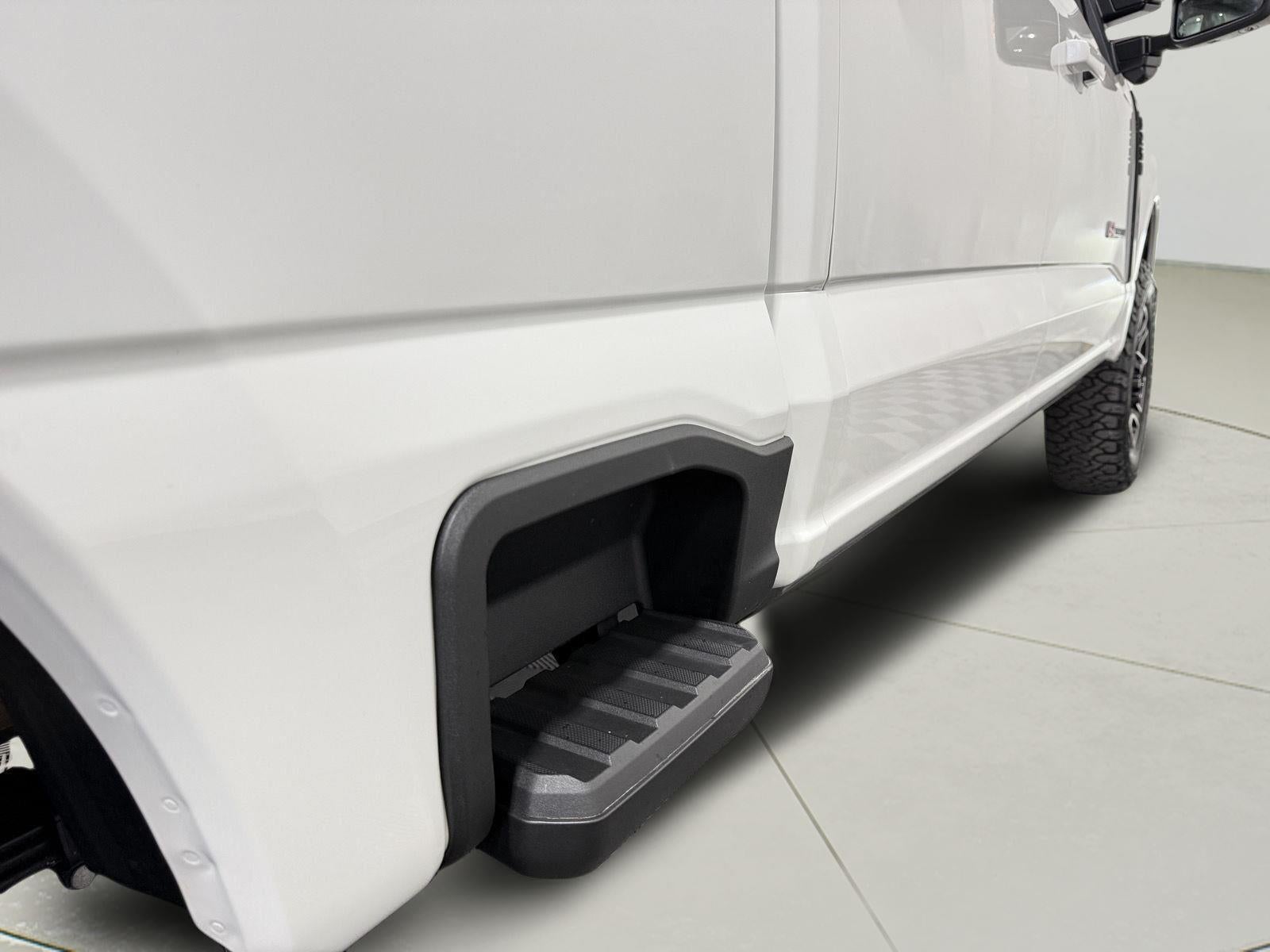 2025 Ford F-250 Platinum