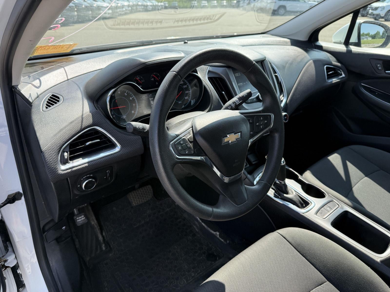 2017 Chevrolet Cruze LT Auto