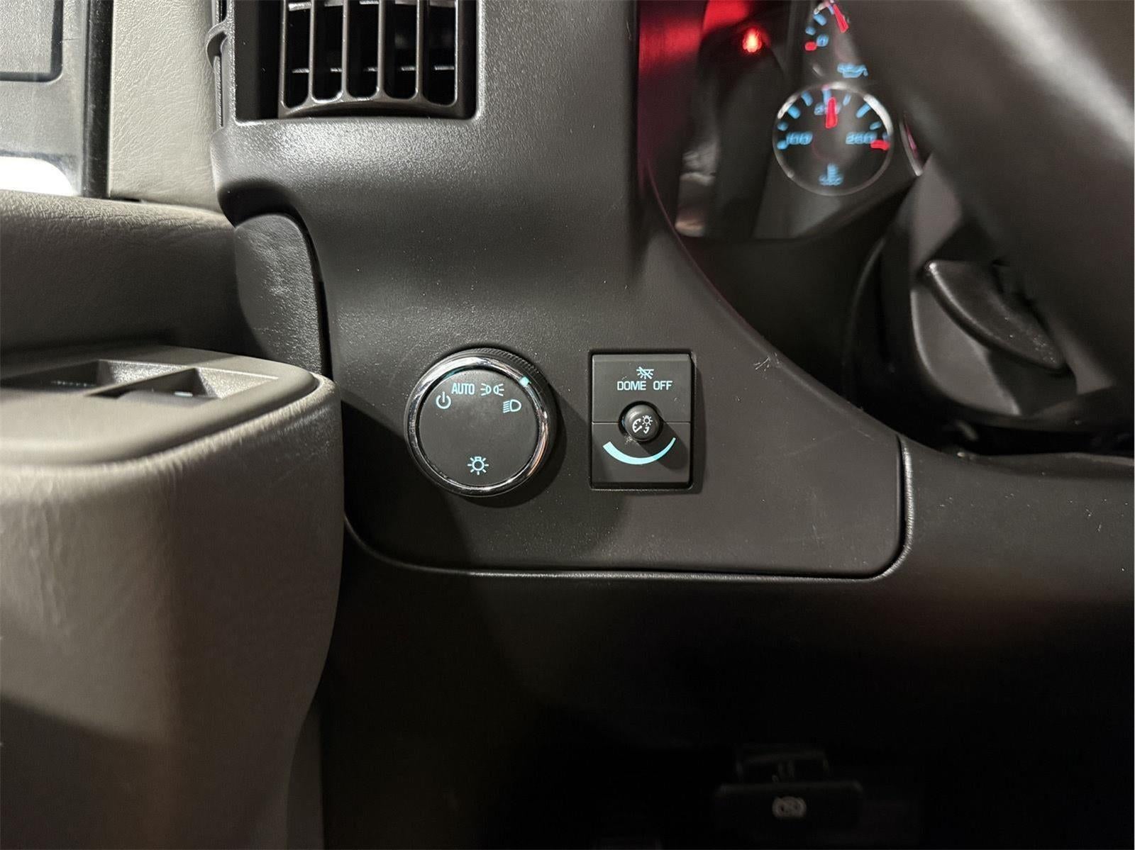 2019 Chevrolet Express 2500 LS