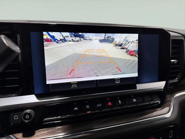 2023 Chevrolet Silverado 1500 4WD Double Cab Standard Bed LT with 2FT