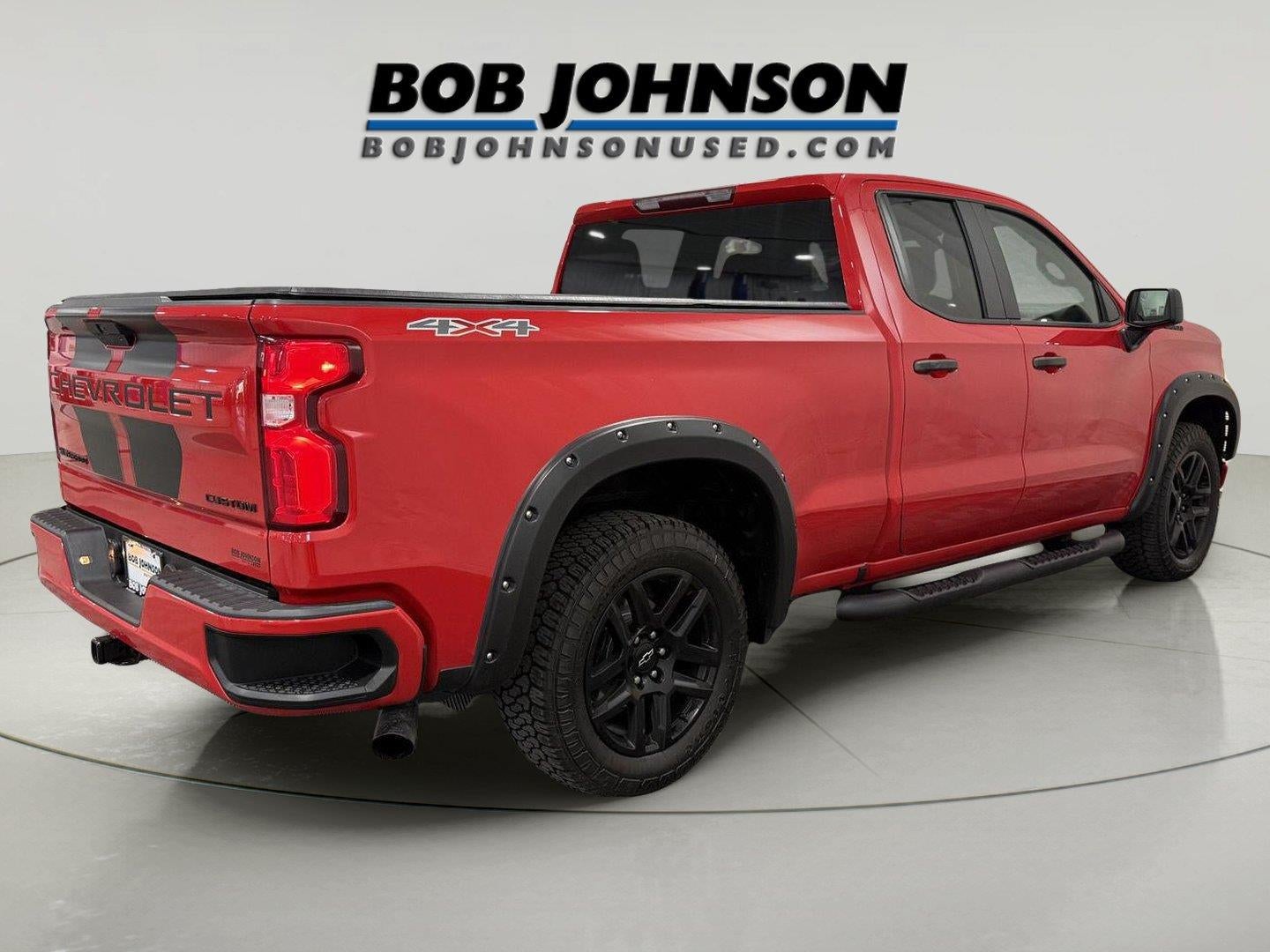 2021 Chevrolet Silverado 1500 4WD Double Cab Standard Bed Custom