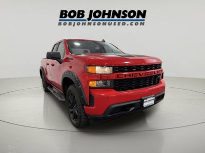 2021 Chevrolet Silverado 1500 4WD Double Cab Standard Bed Custom