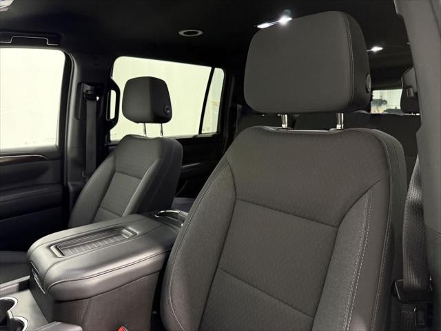 2024 GMC Yukon XL SLE