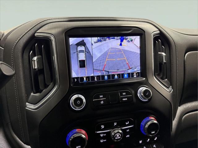 2022 GMC Sierra 2500HD 4WD Crew Cab Standard Bed Denali