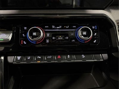 2024 GMC Sierra 3500HD 4WD Crew Cab Standard Bed AT4