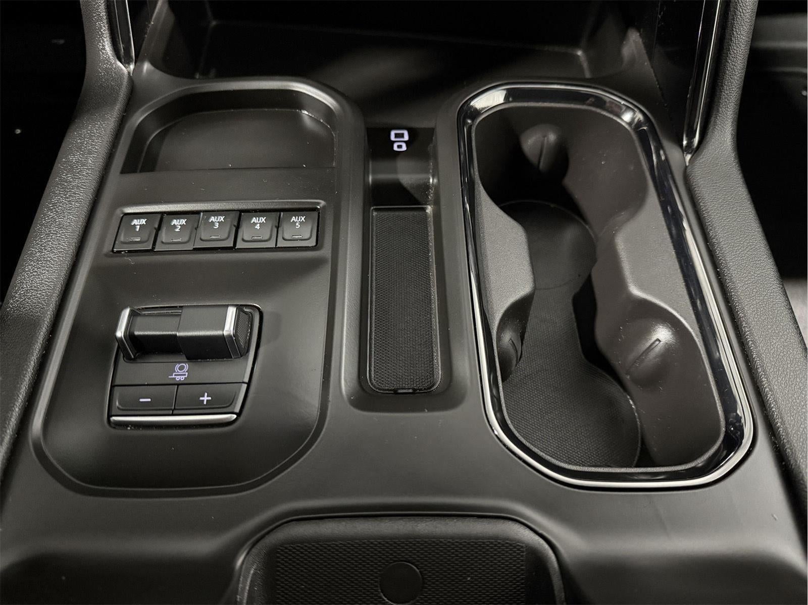 2025 GMC Sierra 2500HD AT4