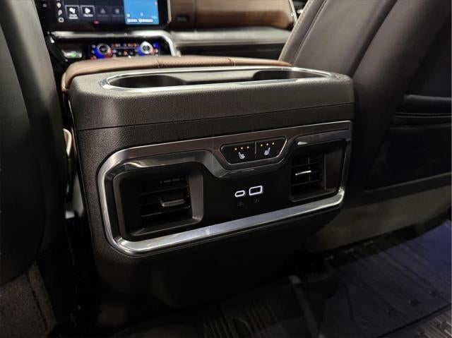 2025 GMC Sierra 2500HD Crew Cab, Standard Bed, Denali Ultimate, 4WD