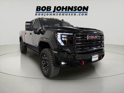2025 GMC Sierra 2500HD Crew Cab, Standard Bed, AT4X, 4WD