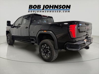 2025 GMC Sierra 2500HD Crew Cab, Standard Bed, AT4X, 4WD