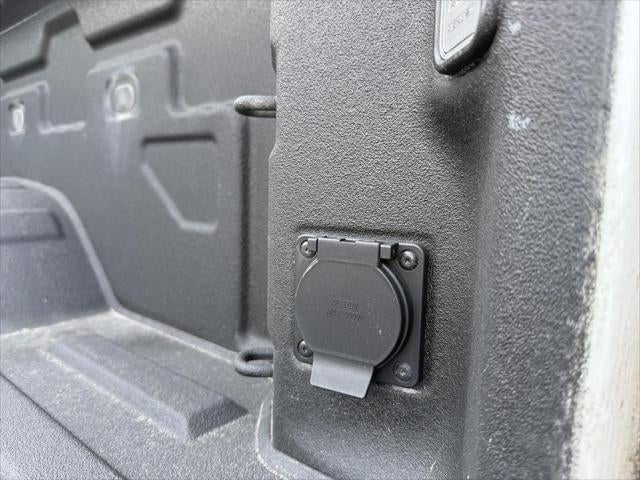 2025 GMC Sierra 2500HD Crew Cab, Standard Bed, AT4X, 4WD