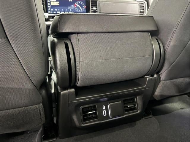 2024 GMC Sierra 1500 4WD Crew Cab Short Box Elevation with 3VL